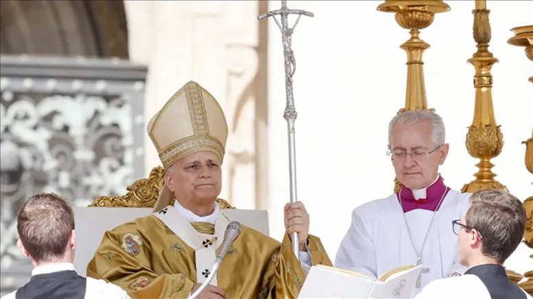 Ο Πάπας Λέων ΙΔ’ επισκέπτεται Κωνσταντινούπολη, Άγκυρα και Νίκαια – Λειτουργία στο στάδιο Volkswagen Arena